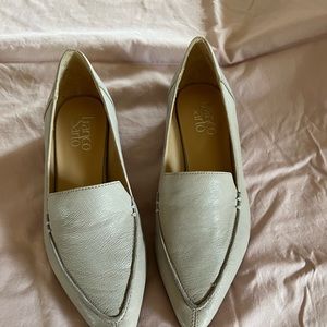 Grey/tan flats